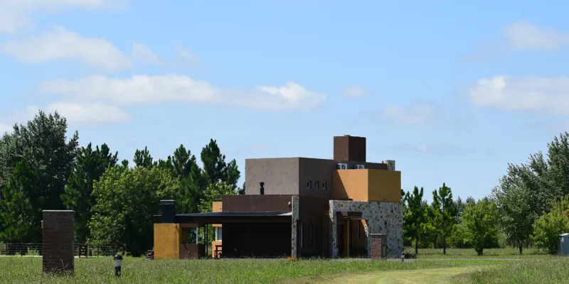 OPORTUNIDAD IMPERDIBLE!!! LOTE EN CLUB DE CAMPO LAS HOJAS