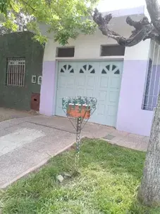 CASA AMERICANA EN MORON SUR