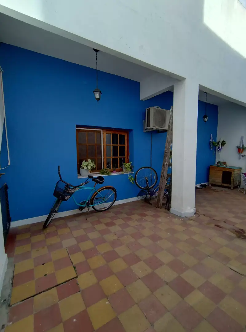 PH  4 AMBIENTES MÁS DEPTO. DE 2 AMBIENTES. IDEAL 2 FAMILIAS