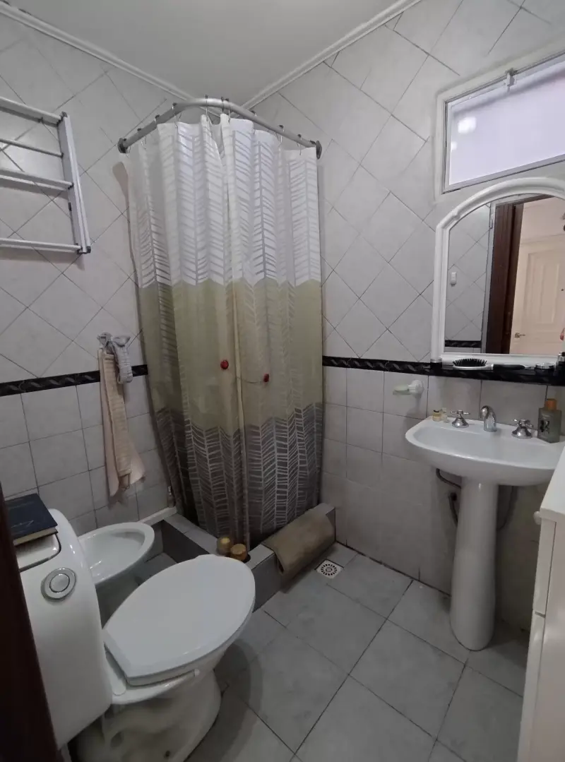 PH  4 AMBIENTES MÁS DEPTO. DE 2 AMBIENTES. IDEAL 2 FAMILIAS