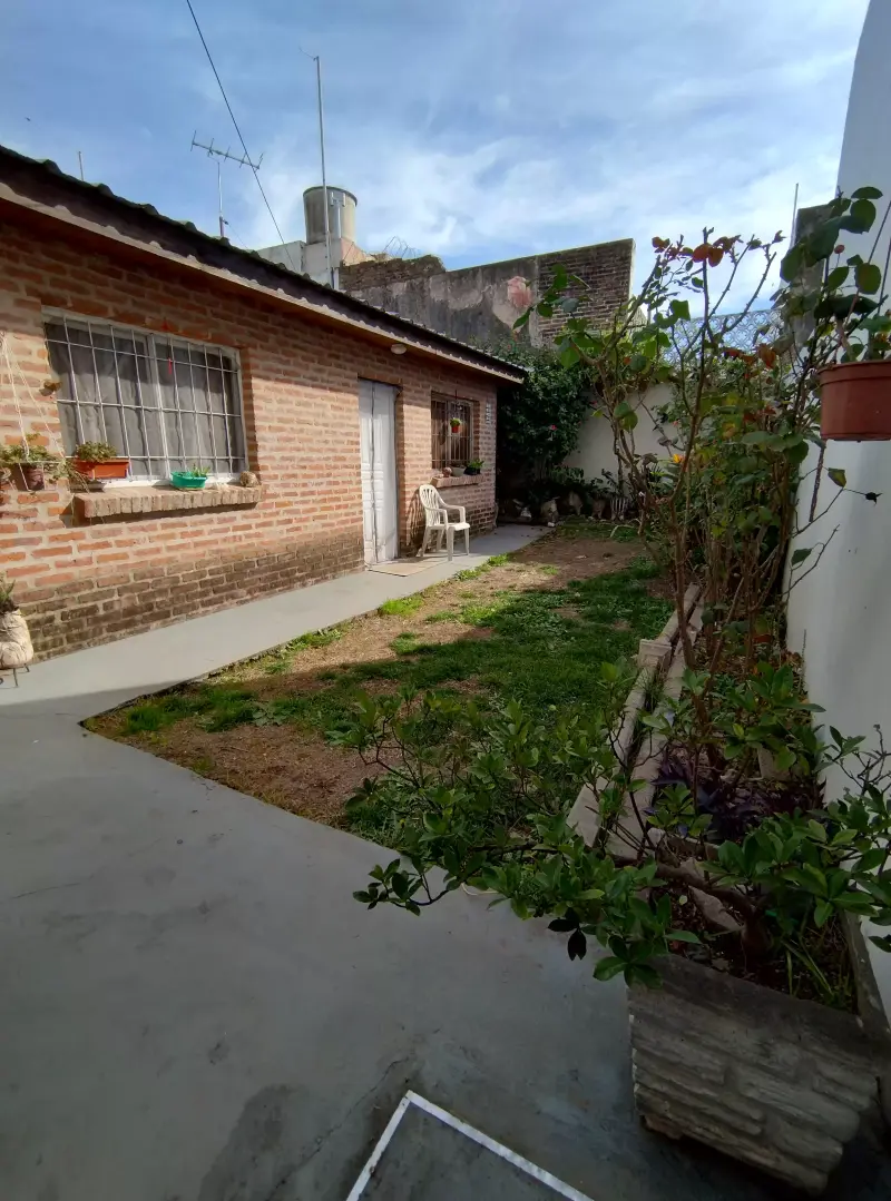 PH  4 AMBIENTES MÁS DEPTO. DE 2 AMBIENTES. IDEAL 2 FAMILIAS