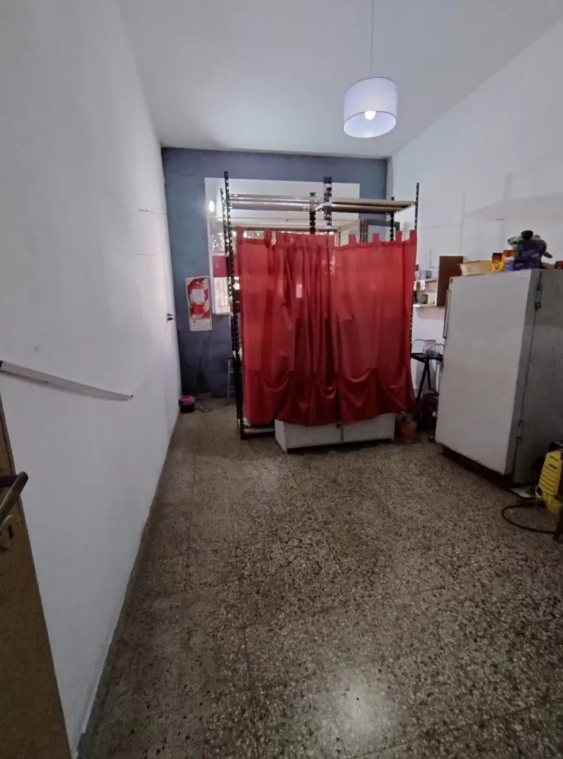 PH  4 AMBIENTES MÁS DEPTO. DE 2 AMBIENTES. IDEAL 2 FAMILIAS