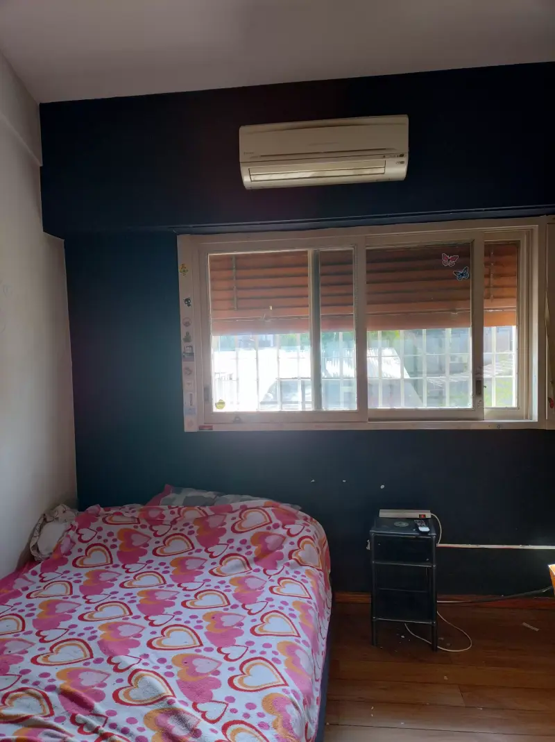 CASA DE 5 AMBIENTES EN SAN ANTONIO DE PADUA SUR