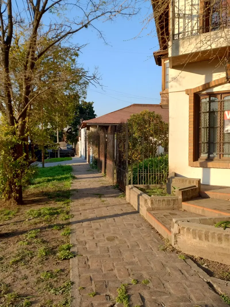 Chalet tipo colonial. OPORTUNIDAD!!! REBAJADO!!!