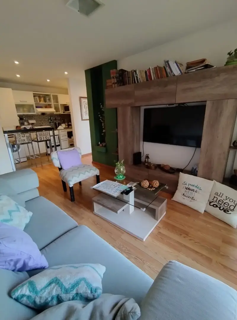 VENTA O PERMUTA. DEPTO. 2 AMBIENTES AL FRENTE. MORON SUR